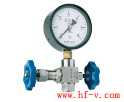 ����������y